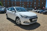 Hyundai i20 MPI SE.AUTOMATIC..1 PREVIOUS OWNER,18 STAMPS,AIR CON,LAST OWNER  9 YEARS. 1