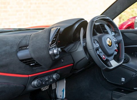 Ferrari 488 Pista 15