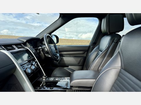 Land Rover Discovery SDV6 HSE LUXURY 24