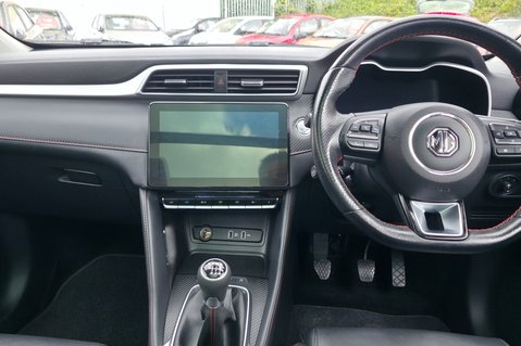 MG ZS EXCLUSIVE T-GDI.. MAIN DEALER SERVICE HISTORY.. STUNNING EXAMPLE 26