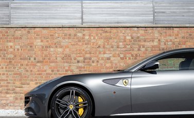 Ferrari FF 26