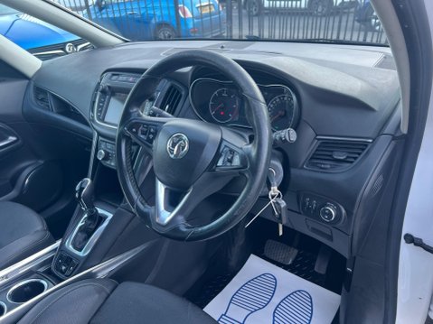 Vauxhall Zafira 2.0 CDTi Elite Nav Auto Euro 6 5dr 18