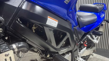 Suzuki SV650 N 2005 ONLY 25K MOT NAKED PERFECT A2 BIKE 650CC 23