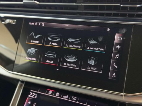 Audi Q8 3.0 TDI V6 50 S line SUV 5dr Diesel Tiptronic quattro Euro 6 (s/s) (286 ps) 46