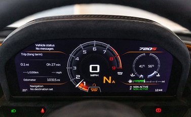 McLaren 720S Spider Performance MSO Bespoke Carbon Pa 11