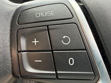 Volvo XC60 2.0 D4 SE Lux Nav Auto Euro 6 (s/s) 5dr 12