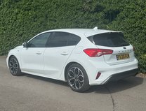 Ford Focus 1.5 EcoBlue ST-Line X Hatchback 5dr Diesel Manual Euro 6 (s/s) (120 ps) 31