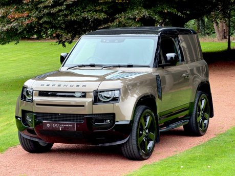 Land Rover Defender HARD TOP X-DYNAMIC HSE 6