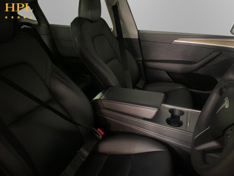 Tesla Model Y (Dual Motor) Long Range SUV 5dr Electric Auto 4WDE (384 bhp) Pan Roof - Sat 11