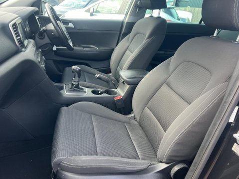 Kia Sportage 1.6 GDi 2 Euro 6 (s/s) 5dr 23