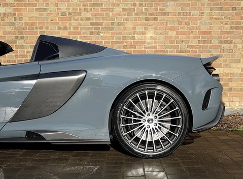 McLaren 675 LT Spider 21