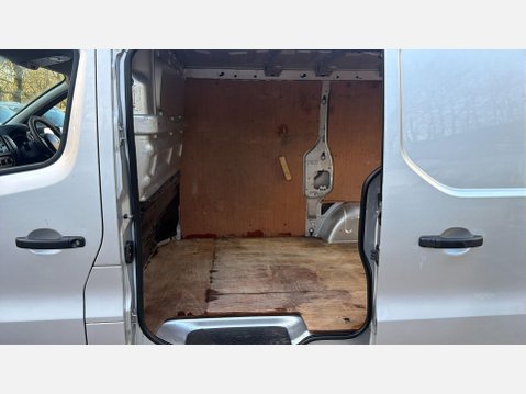 Renault Trafic 1.6 dCi 27 Business Panel Van 5dr Diesel Manual SWB Standard Roof Euro 6 (9 22
