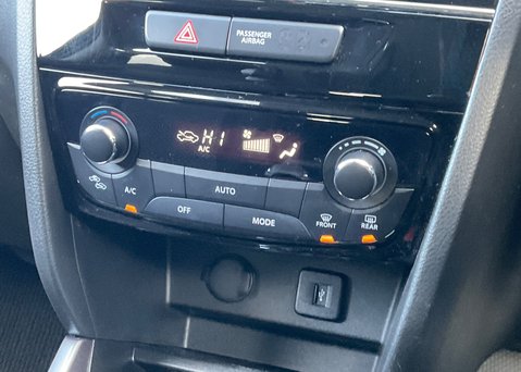Suzuki Vitara 1.5 Hybrid SZ-T Auto 21