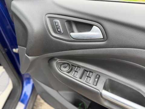 Ford Kuga 2.0 TDCi Titanium 2WD Euro 6 (s/s) 5dr 32