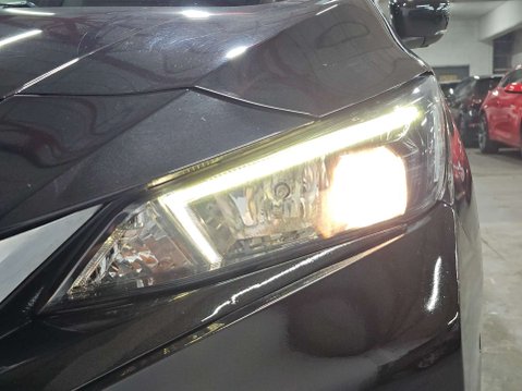 Nissan LEAF N-Connecta 5dr 83