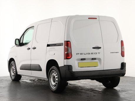 Peugeot Partner Standard 1.5 BlueHDi 130 Professional Auto EAT8 10