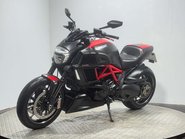Ducati Diavel 1198 CARBON EDITION 24K 1 OWNER JUST SERVICED MOT APRIL 2027 6