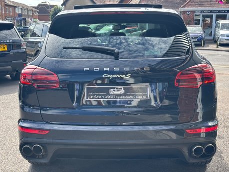Porsche Cayenne 3.0 V6 E-Hybrid S 5dr Petrol Plug-in Hybrid TiptronicS 4WD Euro 6 (416ps) 16
