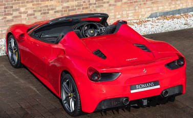 Ferrari 488 Spider 11