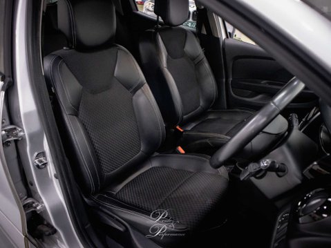 Renault Clio 0.9 Clio GT Line TCe 5dr 30