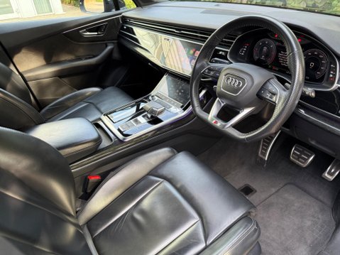 Audi Q7 3.0 TDI V6 50 Black Edition Tiptronic quattro Euro 6 (s/s) 5dr 16