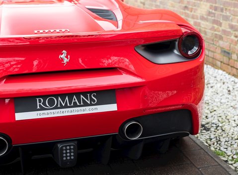 Ferrari 488 Spider 23