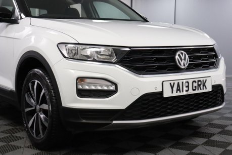 Volkswagen T-Roc DESIGN TSI 24