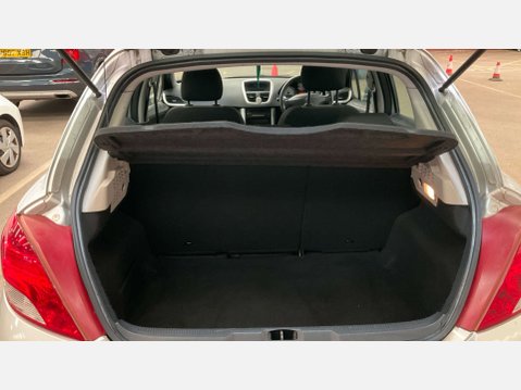 Peugeot 207 1.4 Active Hatchback 5dr Petrol Manual Euro 5 (75 ps) 8