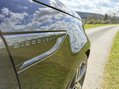 Land Rover Discovery R-DYNAMIC SE MHEV 16