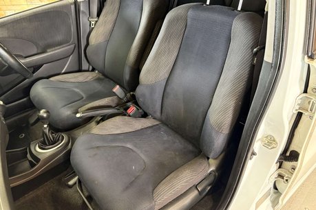 Honda Jazz 1.4 i-VTEC ES Plus Hatchback 5dr Petrol Manual Euro 5 (99 ps) 30