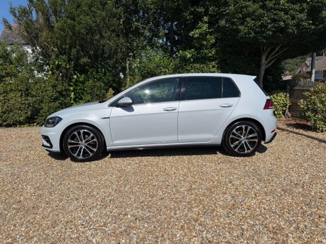 Volkswagen Golf 2.0 TDI R-Line Euro 6 (s/s) 5dr 3