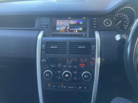 Land Rover Discovery Sport 2.0 TD4 HSE Auto 4WD Euro 6 (s/s) 5dr 31