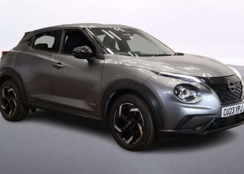 Nissan Juke 1.6 N-Connecta SUV 5dr Petrol Hybrid Auto Euro 6 (143 ps) 1