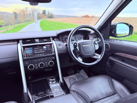 Land Rover Discovery SDV6 HSE LUXURY 36