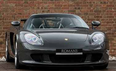 Porsche Carrera GT 1