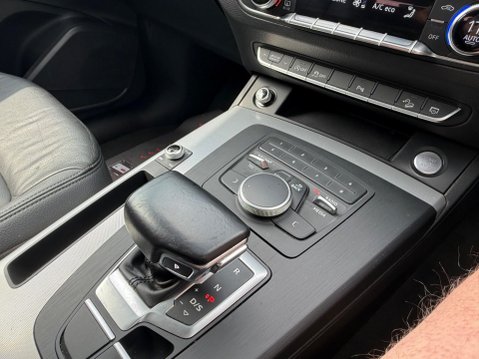Audi Q5 2.0 TDI SE S Tronic quattro Euro 6 (s/s) 5dr 30