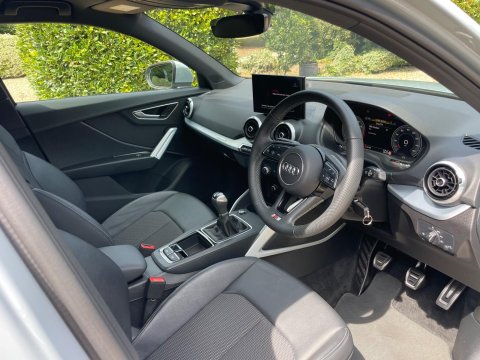 Audi Q2 1.0 TFSI 30 S line SUV 5dr Petrol Manual Euro 6 (s/s) (116 ps) 32