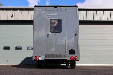Renault Master DEMO MODEL 3.5 TON ADVANCE 150 AUTO STALLION BUILD SEEKER HORSEBOX REAR BED 5