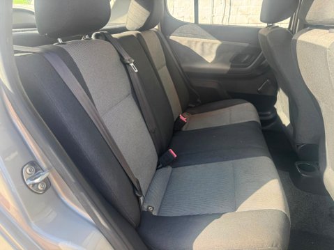 Skoda Fabia 1.2 HTP 6V 1 5dr 13