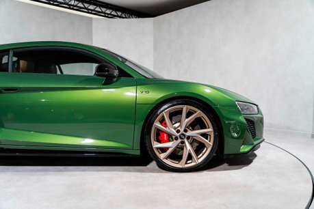 Audi R8 V10 PERFORMANCE EDITION. RWD. SONOMA GREEN. CARBON EXT. FULL PPF. B&O. 13