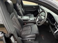 Audi RS Q8 VORSPRUNG TFSI QUATTRO MHEV 34
