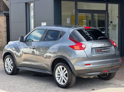 Nissan Juke 1.6 Juke Acenta Premium 5dr 11