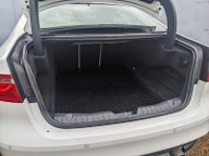 Jaguar XF PORTFOLIO 16