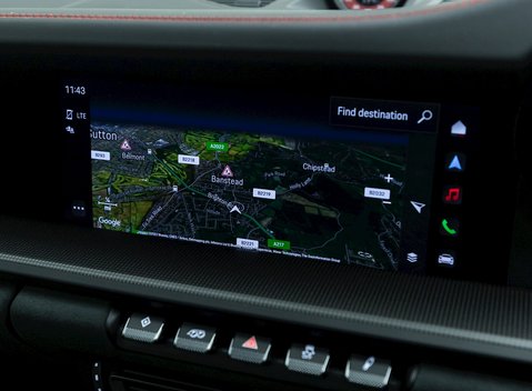 Porsche 911 (992) Carrera 4 GTS 18