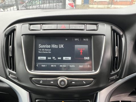 Vauxhall Zafira 1.4i Turbo Design Euro 6 5dr 33