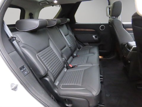 Land Rover Discovery 2.0 Si4 HSE Auto 4WD Euro 6 (s/s) 5dr 16