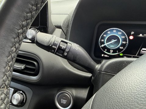 Hyundai KONA 39kWh Premium SUV 5dr Electric Auto (10.5kW Charger) (136 ps) 3