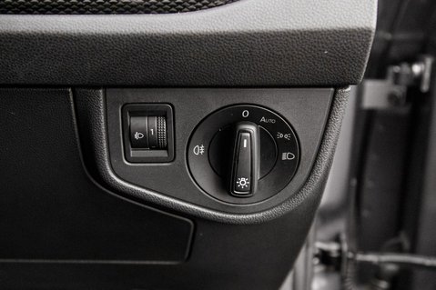 Volkswagen Polo LIFE TSI 11