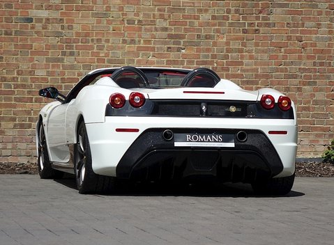 Ferrari 430 Scuderia Spider 16M 21