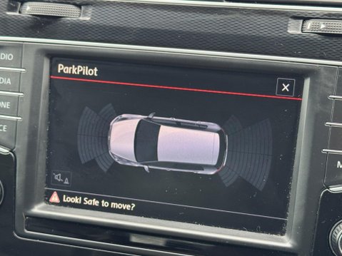 Volkswagen Golf 2.0 TSI BlueMotion Tech GTI Performance DSG Euro 6 (s/s) 3dr 16